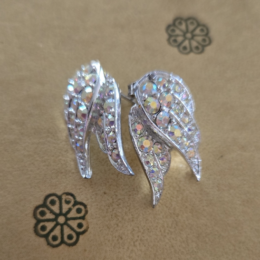 Elegant Silver Wing Earrings